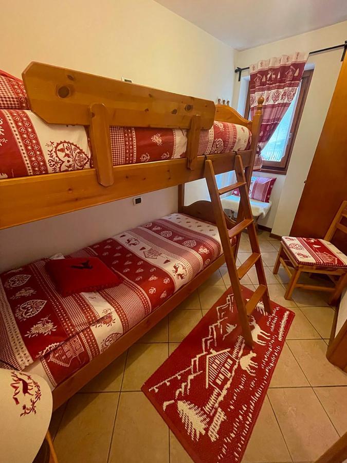 Il Cervo Mountain Apartment Campodolcino Εξωτερικό φωτογραφία
