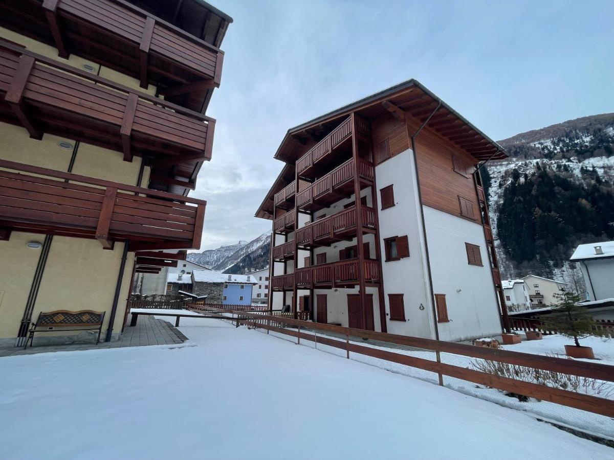 Il Cervo Mountain Apartment Campodolcino Εξωτερικό φωτογραφία