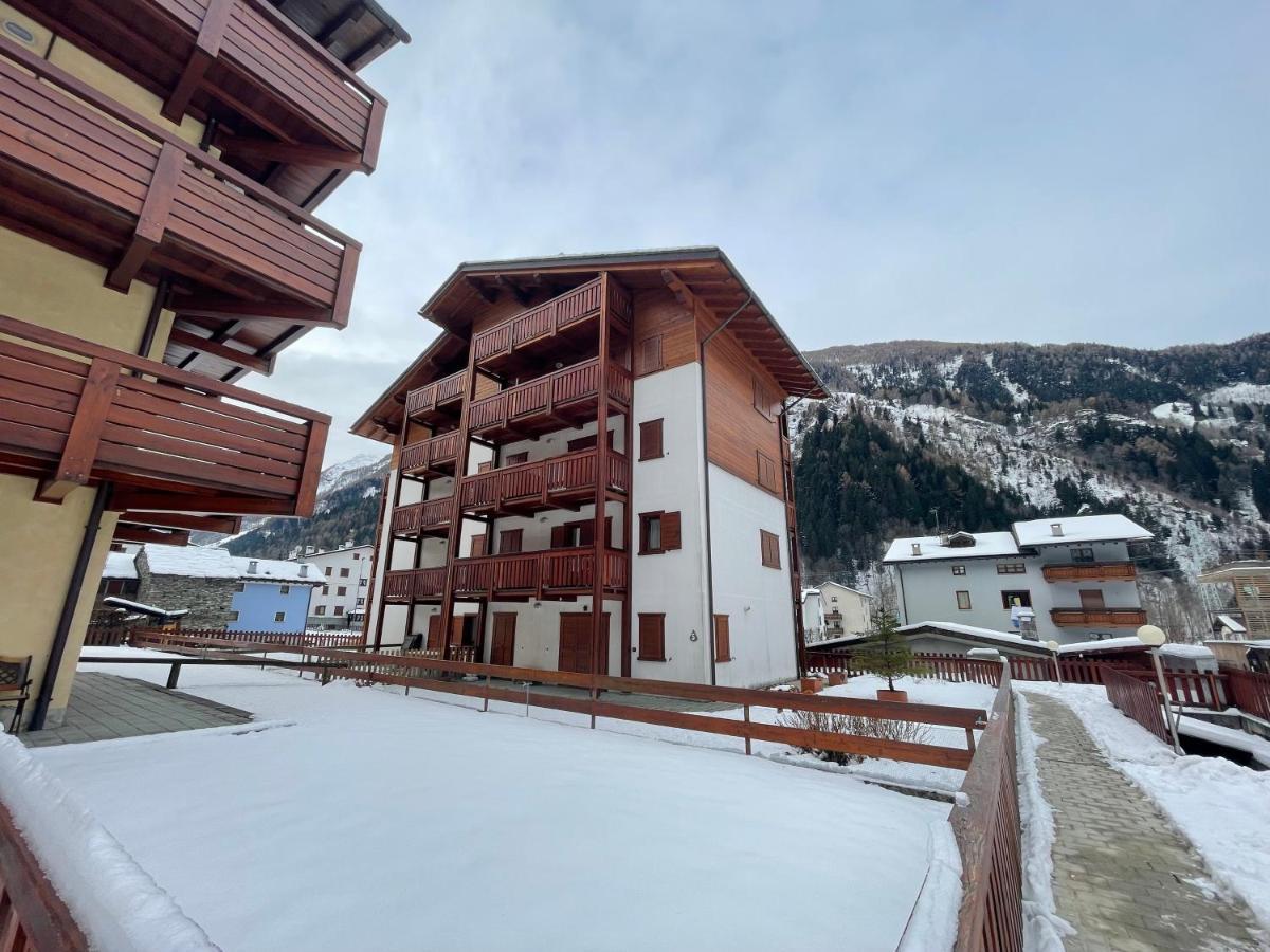 Il Cervo Mountain Apartment Campodolcino Εξωτερικό φωτογραφία
